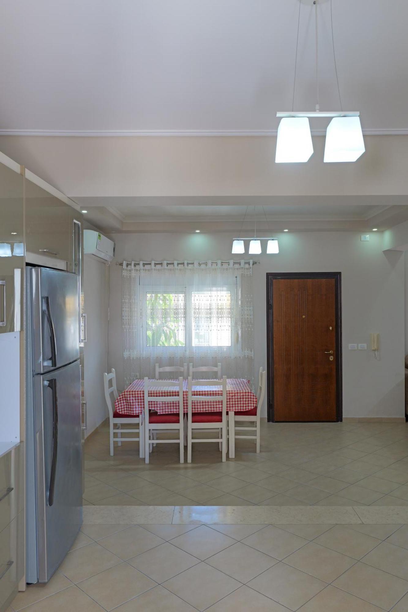 Dana Hotel Apartments Sarande Exterior photo