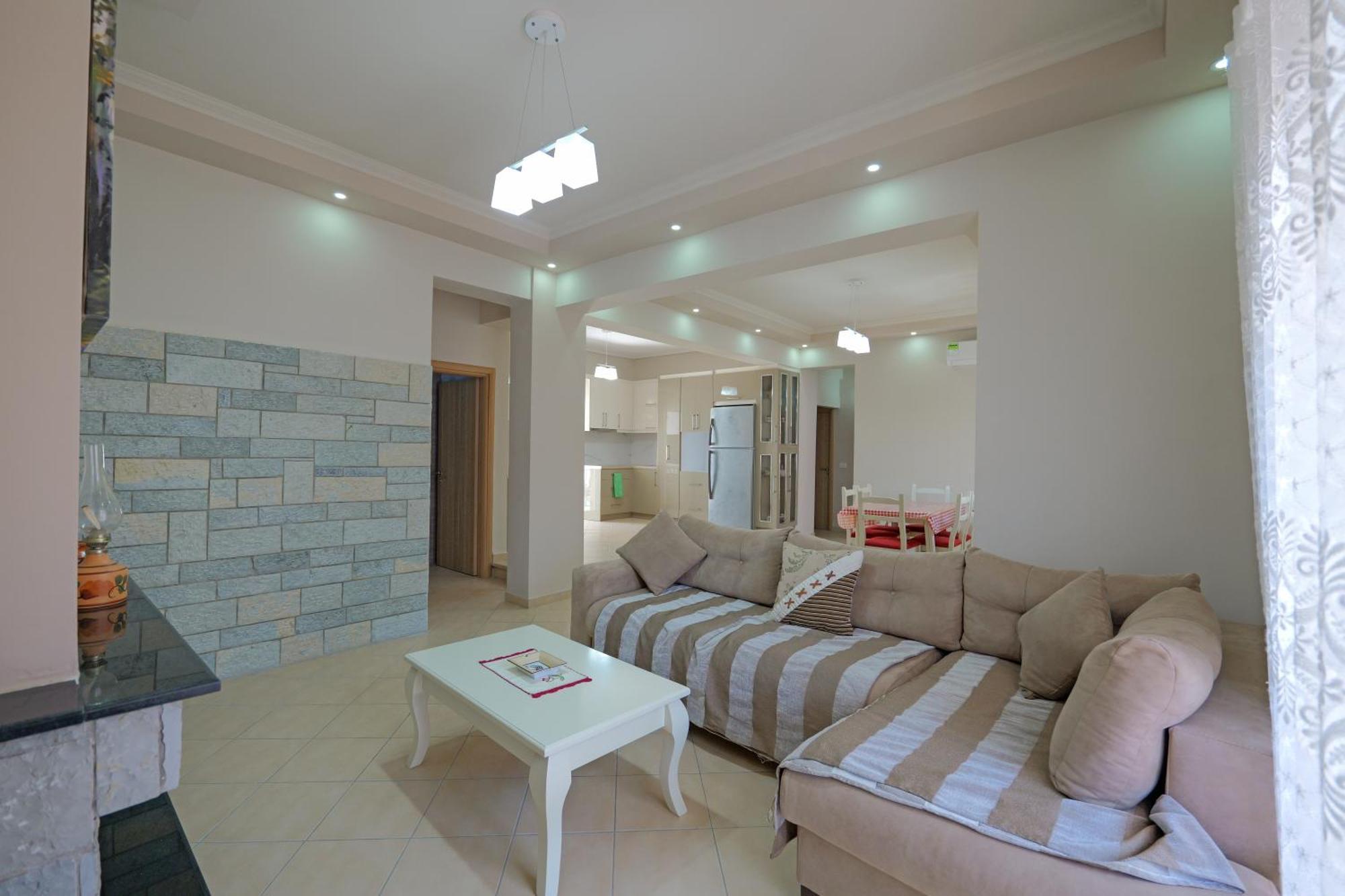 Dana Hotel Apartments Sarande Exterior photo