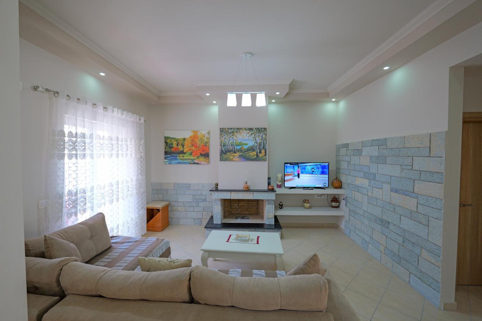 Dana Hotel Apartments Sarande Exterior photo