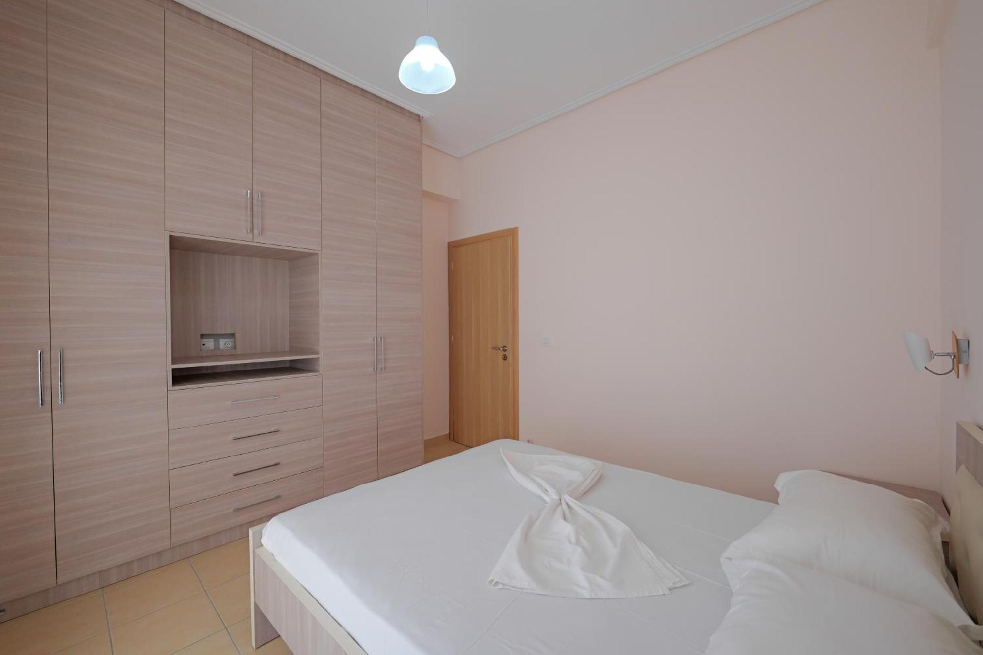 Dana Hotel Apartments Sarande Exterior photo